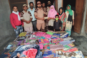 डेरा अनुयायियों के सहयोग से पीले हुए बेटी के हाथ