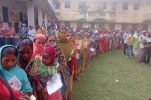 बिहार : तीसरे चरण में करीब 60 प्रतिशत पड़े वोट