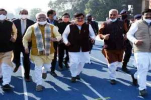 सिंथेटिक ट्रैक खिलाड़ियों के लिये साबित होगा मील का पत्थर : सीएम