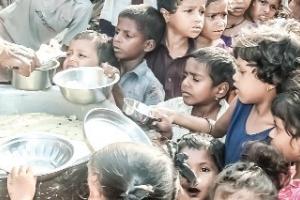 देश में बढ़ रही भुखमरी व कुपोषण चिंता का विषय