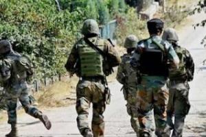 पुलवामा में दो आतंकवादियों ने किया आत्मसमर्पण