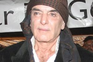 फिल्म निर्माण की विशिष्ट शैली बनायी थी फिरोज खान ने