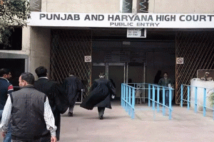 कोविड संकट के कारण उत्पन्न शिकायतों पर तुरंत जानकारी लें’