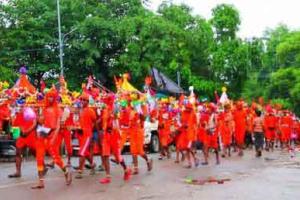 कांवड यात्रियों के उत्तराखंड सीमा में प्रवेश रोक, उल्लंघन करने वालों पर होगी सख्ती