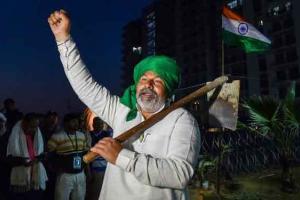 चाहे दस साल आंदोलन चलाना पड़े, एक कदम पीछे नहीं हटेगा किसान : टिकैत