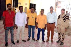 डेरा श्रद्धालुओं ने मानसिक रूप से परेशान मिले नेपाल के युवक को परिजनों को सौंपा