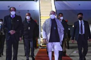 पीएम मोदी जी-20 शिखर सम्मेलन में हिस्सा लेने रोम पहुंचे