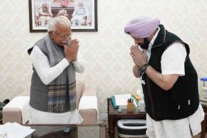 हरियाणा के मुख्यमंत्री मनोहर लाल से मिले कैप्टन अमरिंदर सिंह