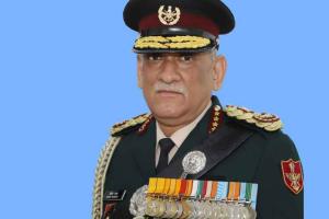 हेलीकॉप्टर हादसे के बाद भी जिंदा थे जनरल रावत