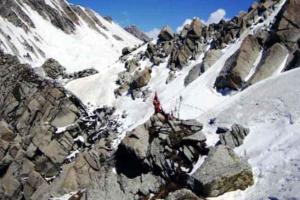 कुंडली दर्रे और आसपास दो ट्रेकर्स लापता, केंद्र से मांगी सहायता