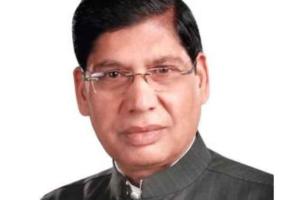 मंत्री धर्मेश ने दिखाये तेवर, दो घंटे में कराया डी.ई.ओ. का तबादला
