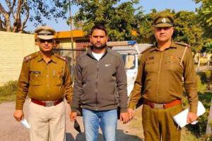 120 आपराधिक मामलों का मोस्ट वांटेड इनामी बदमाश पुलिस की गिरफ्त में