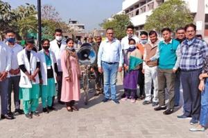 नौ प्रचार रिक्शा रवाना, पल्स पोलियो मुहिम के लिए करेंगे जागरूक