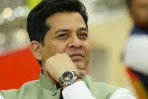सरकार के खिलाफ लिखने वाला डॉक्टर आनंद राय दिल्ली से गिरफ्तार