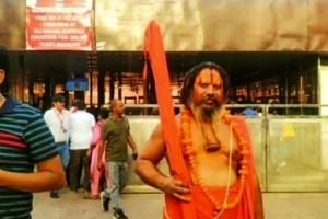 अयोध्या के संत को ताजमहल में प्रवेश से रोका