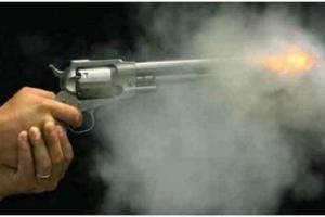 बुलंदशहर में क्लीनिक में घुस कर डाक्टर को गोली से उड़ाया