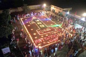 दीपावली जैसा माहौल: टोहाना में ढोल नगाड़ों पर झूमी साध-संगत