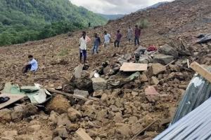 Manipur Landslide : मृतकों की संख्या हुई 42, तलाशी अभियान तेज करने के लिए खोजी कुत्तों को लगाया