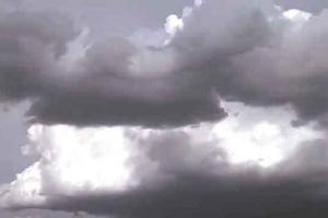 बादल फटने से, जीवनरक्षक दवाएं व खाने का सामान बहा