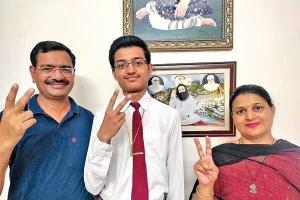 साहिल इन्सां ने 10वीं में 98.4 अंक लेकर किया जिला में टॉप