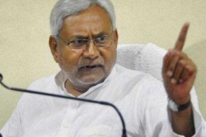 नीतीश ने राज्यपाल से मिलने का समय मांगा, भाजपा को छोड़ तेजस्वी के साथ बनाएंगे सरकार