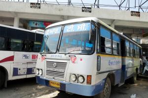 महिलाओं के मुफ्त बस सफर ने की पीआरटीसी की जेब खाली