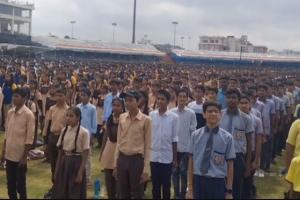 गजब: राजस्थान में करीब एक करोड़ स्कूली बच्चों ने देश भक्ति के गीतों का गायन कर बनाया विश्व रिकॉर्ड