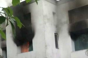 अंकिता हत्या पर मंत्री के बेटे पर फूटा लोगों का गुस्सा, फैक्ट्री में लगाई आग, भाजपा ने पार्टी से निकाला