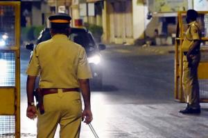 तस्करों के खिलाफ अभियान में 24 के खिलाफ गैंगस्टर एक्ट में हुई कार्रवाई
