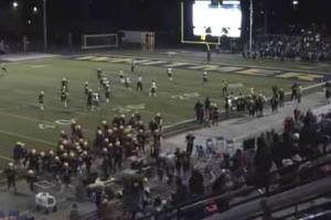 फुटबॉल मैच के दौरान गोलीबारी, 3 लोगों की मौत, स्टेडियम में भगदड़