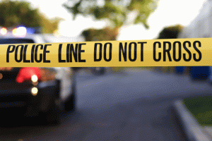 दो स्कूलों में गोलोबारी की घटना में तीन की मौत, कई घायल