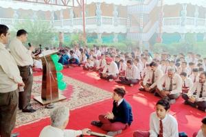 नूर-ए-जलाल है छा गया, सतगुरु प्यारा आ गया…