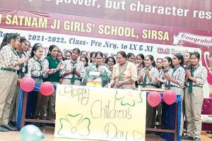 शाह सतनाम जी गर्ल्स स्कूल की छात्राओं ने दिखाई प्रतिभा
