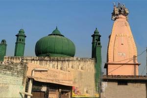Taimurpur Village…जहां एक साथ बनें मंदिर-मस्जिद देते हैं एकता का संदेश