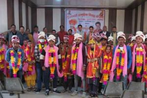 सामूहिक रूप से विवाह बंधन में बंधे 38 जोड़े