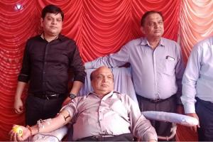 रोटरी क्लब ने देश के जवानों के लिए रक्तदान किया