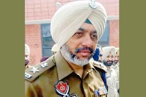 हजारों करोड़ रुपए का ड्रग्स मामला: फरार एआईजी राजजीत सिंह विभिन्न मामलों में फिर नामजद