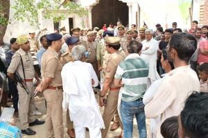 शराब पीने का विरोध करने पर युवक ने पिता, चाचा और बुआ की गला दबाकर की हत्या