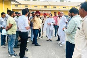 गेहूं के गोदामों की चेकिंग की, मंडियों से गेहूं उठान में तेजी लाने के आदेश दिए