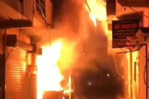 Rohtak: होटल में आग से हड़कंप, लाखों का सामान राख