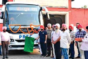 पीआरटीसी के बेड़े में शामिल हुईं 6 नई वोल्वो बसें