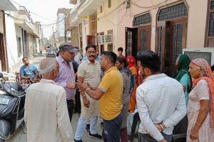 वाटर वर्क्स पानी की समस्या के चलते महिलाओं का फूटा गुस्सा