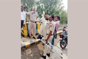 लुटेरों ने दिव्यांग से छीने 30 हजार, पुल के नीचे फेंका