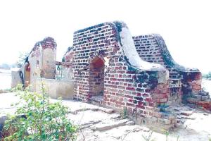 Sirsa : कभी लगते थे मेले, आज खुद अकेले!