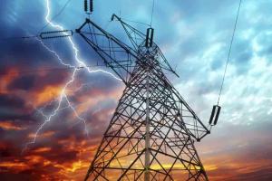 अमेरिका में खराब मौसम के कारण पांच लाख से अधिक घरों में ‘अंधेरा’