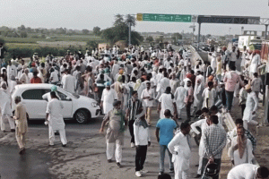 गंगनहर में नहीं आया पानी, किसानों ने किया राजस्थान पंजाब हाईवे जाम