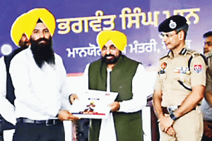 पंजाब में सीएम मान ने 560 सब इंस्पेक्टरों को सौंपे नियुक्ति पत्र