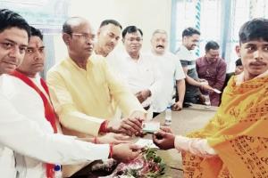 सेवा पखवाड़ा के अंतर्गत आयुष्मान कार्ड किये गये वितरित