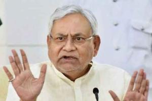 Nitish Kumar Statement: भाजपा महिला कार्यकर्ताओं ने जलाया नीतीश कुमार का पुतला, माँगा इस्तीफा
