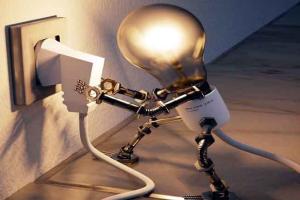 UPPCL: होली में नहीं गुल होगी बत्ती